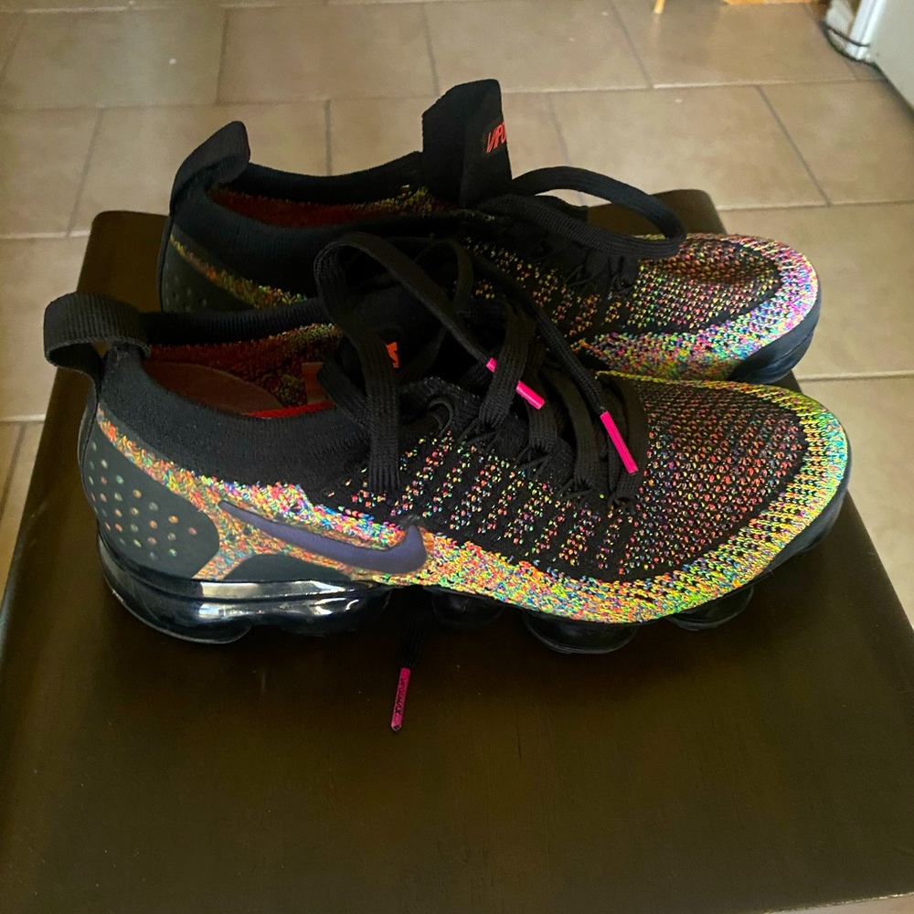 Wmns Air VaporMax Flyknit 2 'Black Multicolor'